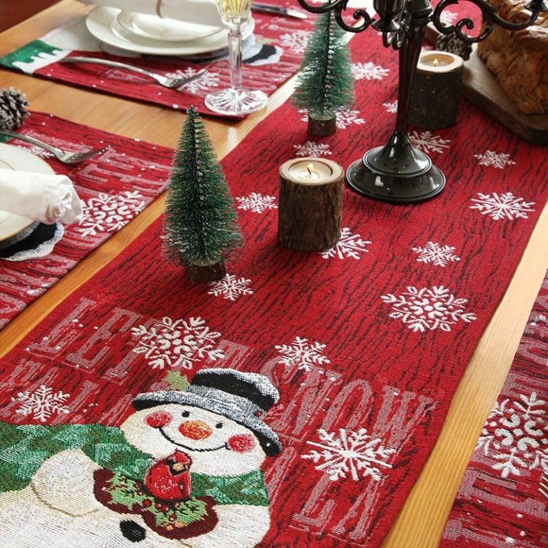 Chemin de table de Noël